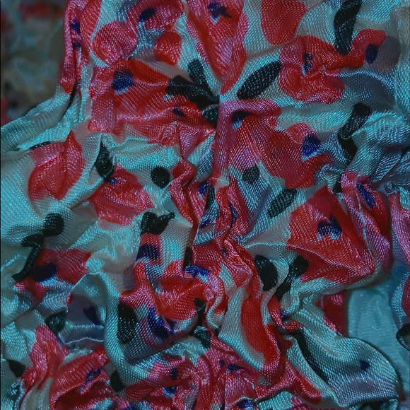 Top - Picture 4 of 4